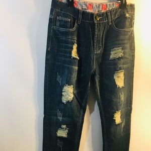 ❌SOLD❌ NWT - Men Size 32 Ripped Style Jeans